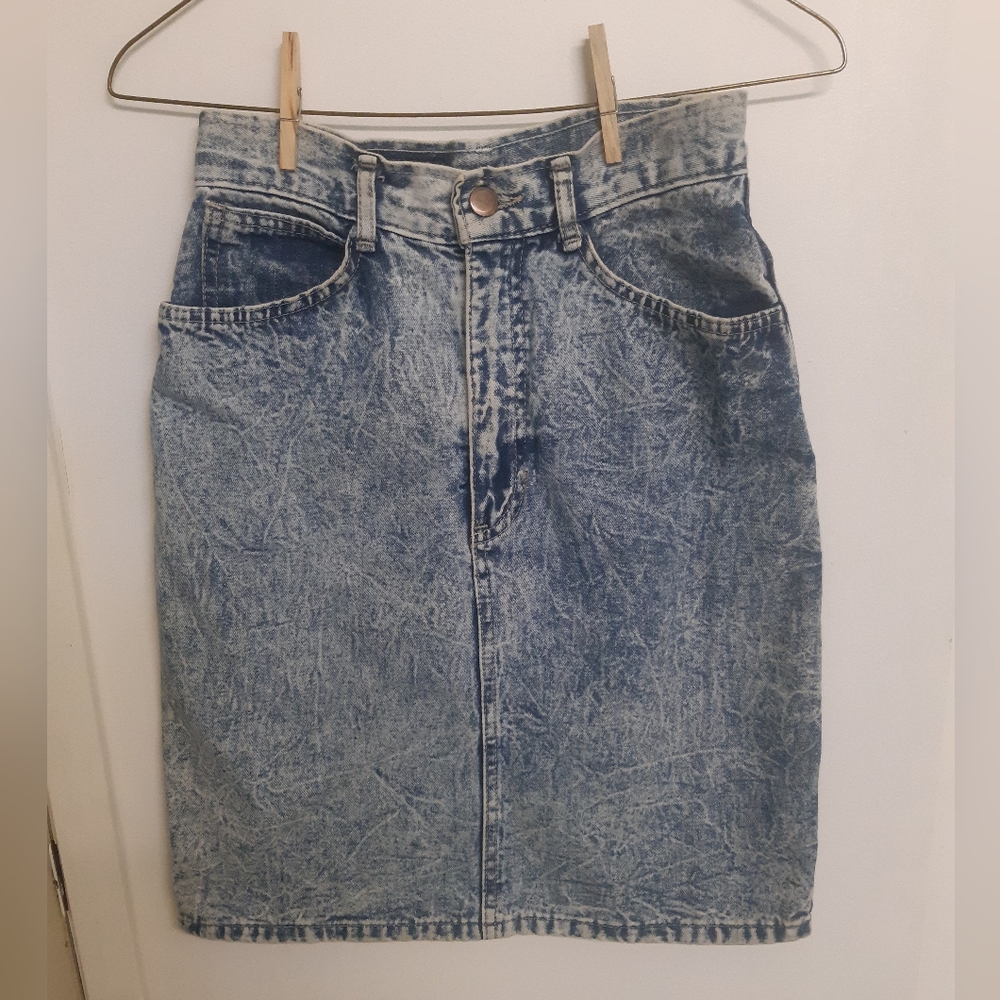 Denim Acid Wash Pencil Skirt